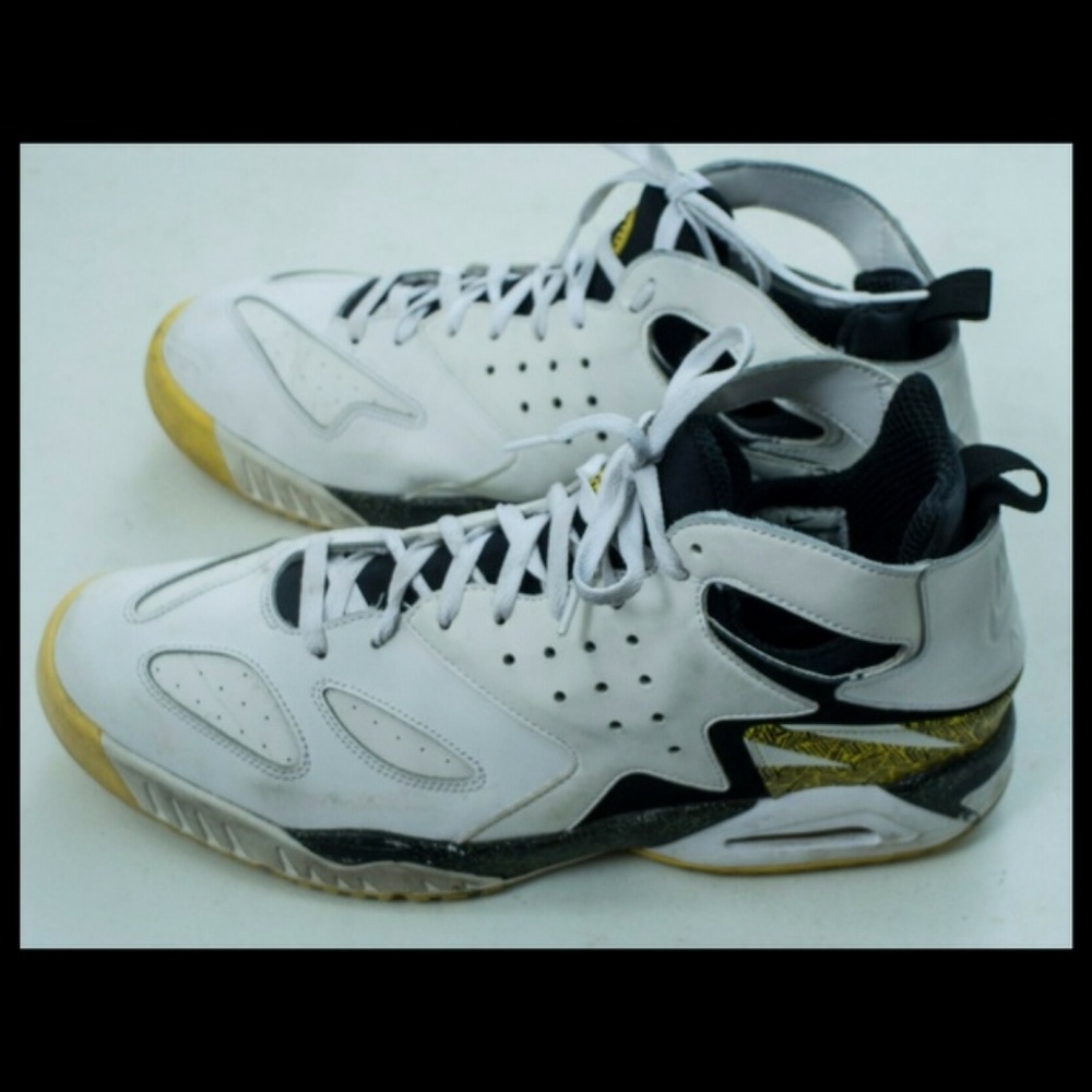 Nike Air Tech Challenge Huarache Mens 630957-100